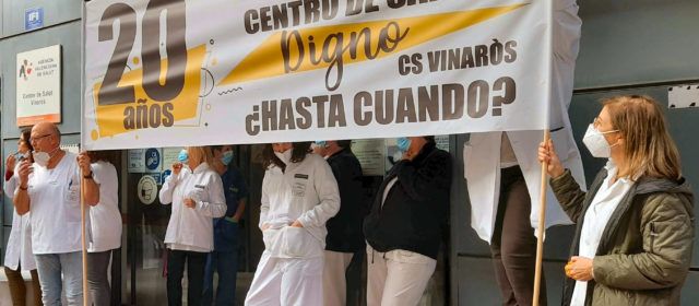 Protestas de los profesionales del Centro de Salud de Vinaròs
