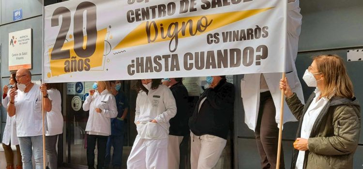 Protestas de los profesionales del Centro de Salud de Vinaròs