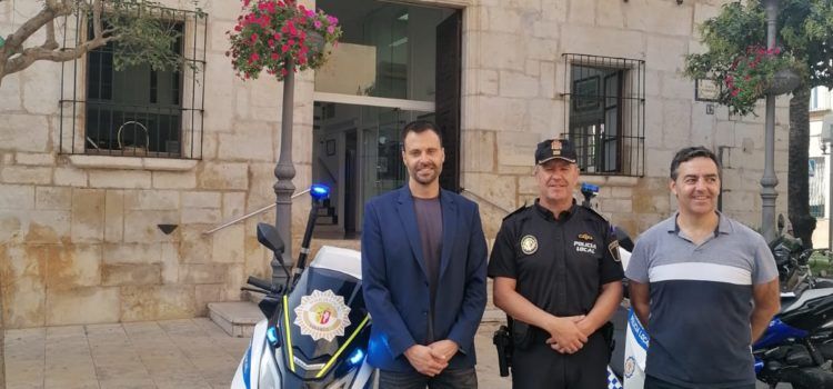 La Policia Local de Vinaròs adquireix dues motocicletes elèctriques