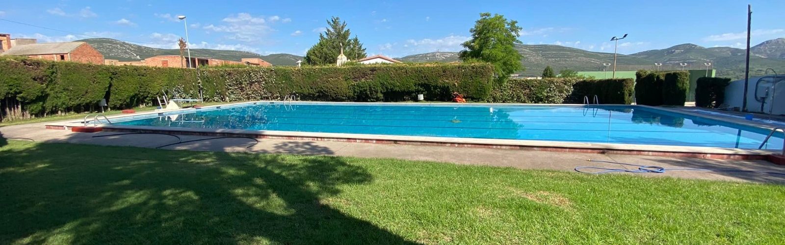 Tírig millorarà l’accessibilitat i renovarà l’entorn de les piscines