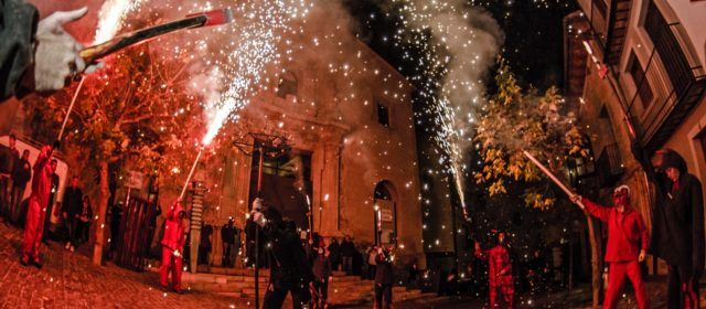 Cap de setmana intens a Morella amb la 8ena Trobada de Dimonis i teatre infantil