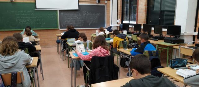 l’IES Leopoldo Querol: Biblioteca itinerant i sortida als jutjats i l’Ajuntament