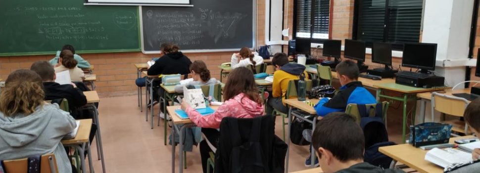 l’IES Leopoldo Querol: Biblioteca itinerant i sortida als jutjats i l’Ajuntament