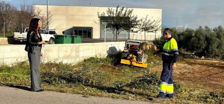 El Ayuntamiento de Canet Lo Roig adquiere un solar  para aparcamiento de coches al aire libre