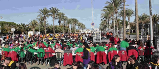 El bon temps propicia una multitudinària jornada de paelles, preludi del Carnaval 2023