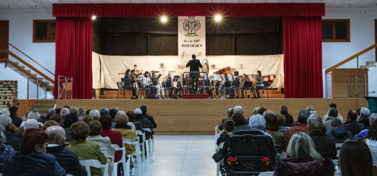 L’Associació Musical Filharmònica Rossellana celebra Santa Cecília