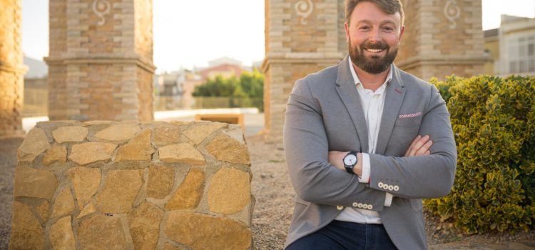 El Ayuntamiento de Sant Jordi ha invertido más de 100.000 euros para dar trabajo a 12 desempleados del pueblo