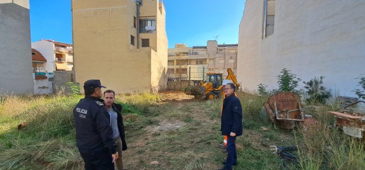 L’Ajuntament habilita un nou aparcament públic en ple centre d’Alcossebre