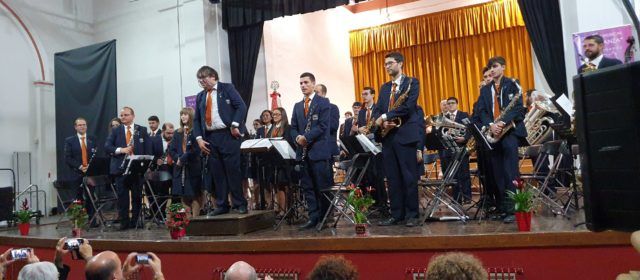 Vídeos i fotos del concert de Nadal de La Alianza de Vinaròs