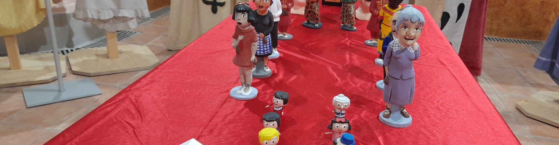 Exposició “Xicoteta gran mostra” dels Nanos i Gegants