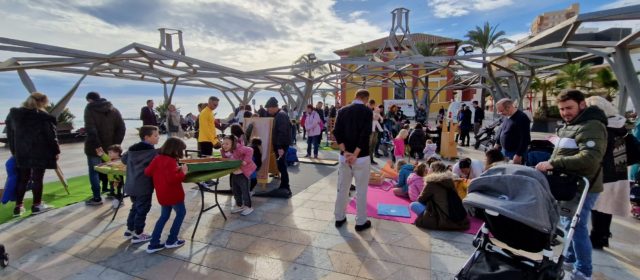 “Jocs gegants al Nadal” al passeig marítim