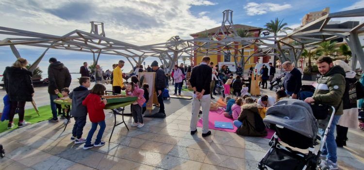 “Jocs gegants al Nadal” al passeig marítim