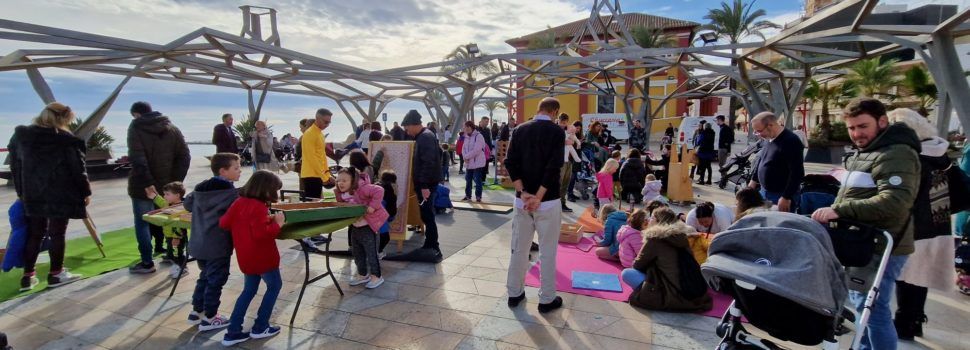 “Jocs gegants al Nadal” al passeig marítim