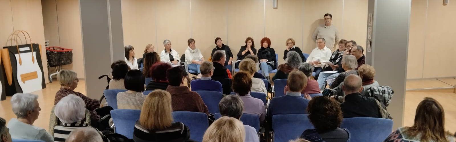 Tertúlia literària dedicada a “Historia de una escalera” de Buero Vallejo