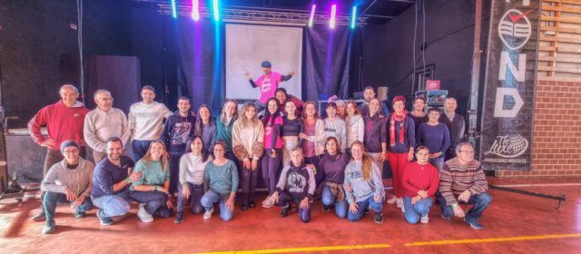 Albocàsser gaudeix del ritme i ball llatí