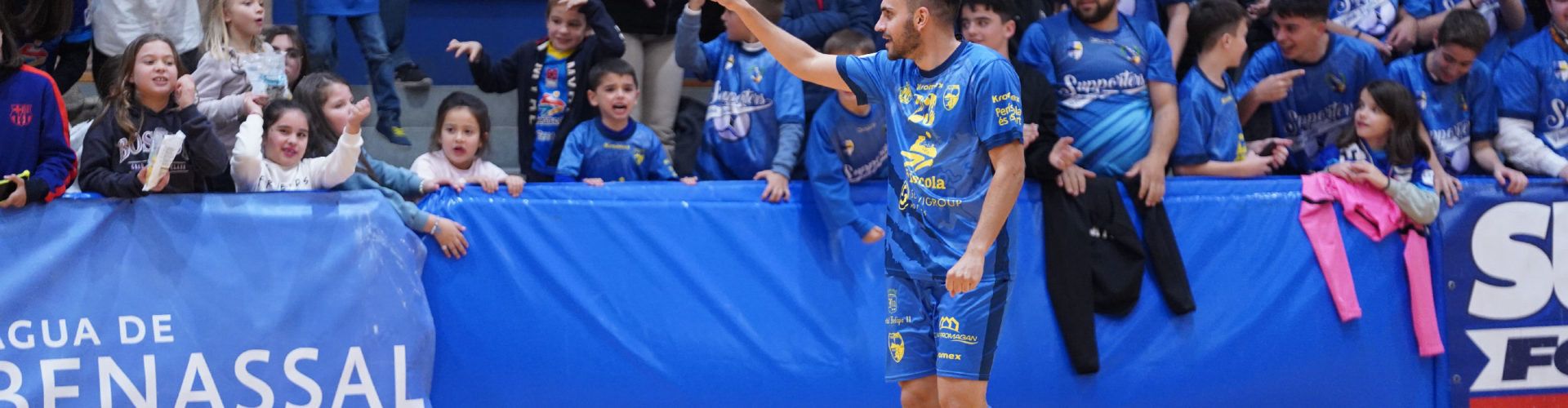 El Servigroup Peñíscola se sobrepone a las bajas y doblega al Barça Atlètic (5-3)