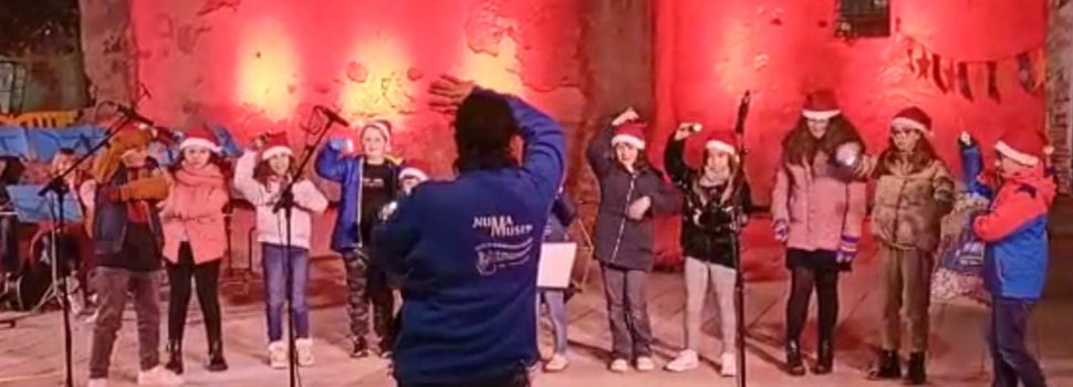 Vídeos de Numa Music i la coral del col·legi Assumpció