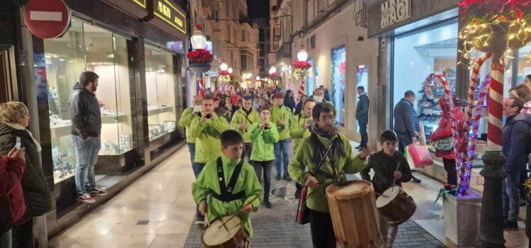 Nadales al carrer, per la Colla de dolçaina i tabal de Vinaròs