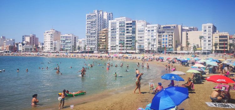 Optimismo entre los empresarios del turismo ante la continuidad de iniciativas como el Bono Viaje