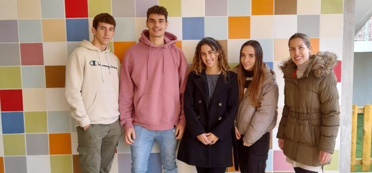 El CEIP Alberto Selma de Santa Magdalena incorpora una auxiliar en conversa anglesa i 5 estudiants en pràctiques