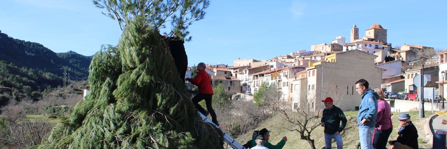 La missa i la benedicció tanquen Sant Antoni a La Pobla de Benifassà
