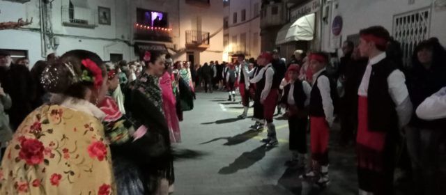 Torna el ball popular de Sant Antoni a Alcanar