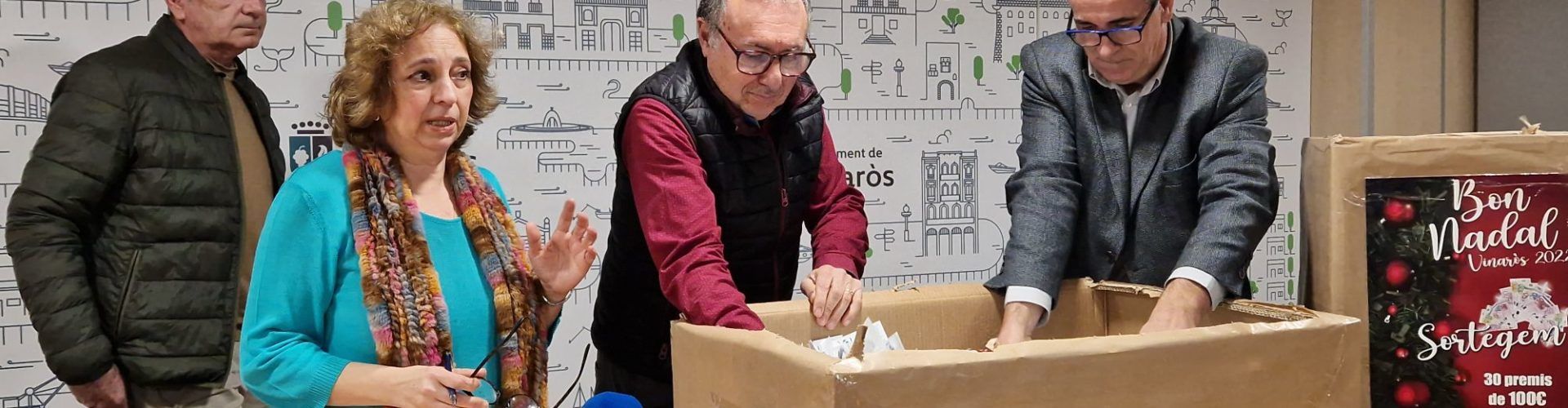 Els trenta guanyadors del sorteig de Nadal de l’Associació de Comerciants de Vinaròs