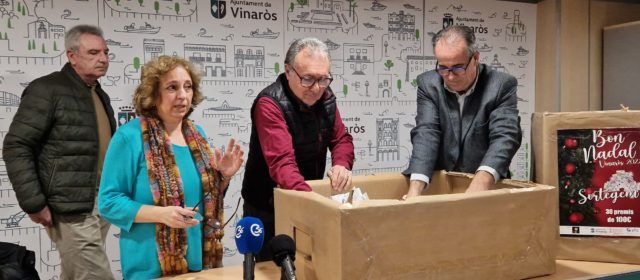 Els trenta guanyadors del sorteig de Nadal de l’Associació de Comerciants de Vinaròs