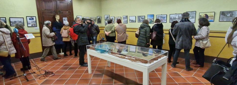 Exposició sobre les remendadores de xarxes de pesca a la Fundació Caixa Vinaròs