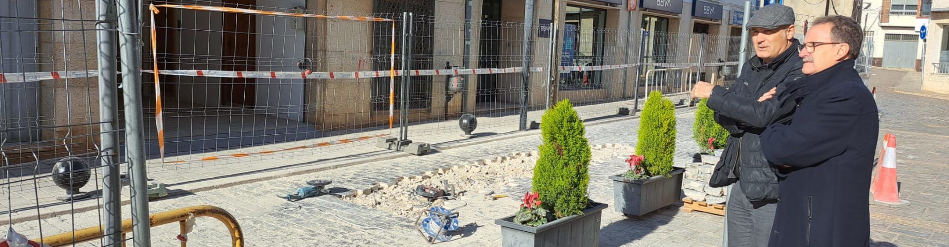L’Ajuntament d’Alcalà-Alcossebre millora la xarxa de sanejament en la plaça de l’Església i pas inferior de la via de tren