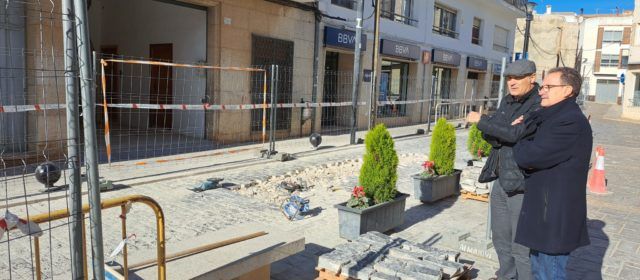 L’Ajuntament d’Alcalà-Alcossebre millora la xarxa de sanejament en la plaça de l’Església i pas inferior de la via de tren