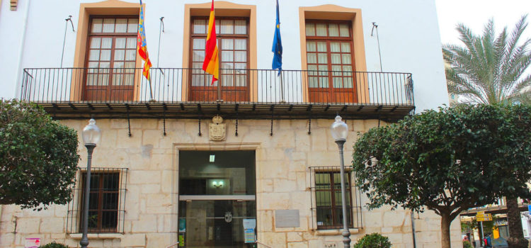 VOX denuncia “incompetencia” del gobierno de Vinaròs por las deficiencias de las fiestas navideñas
