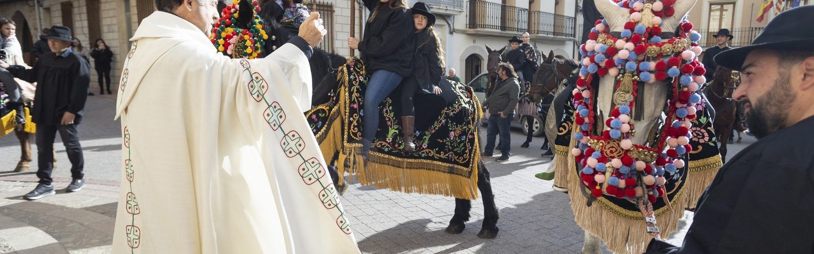 El Pregó inicia a Albocàsser les celebracions de Sant Antoni