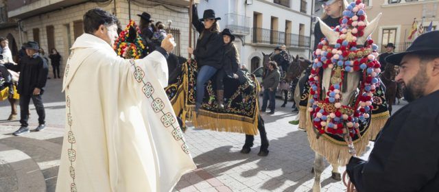 El Pregó inicia a Albocàsser les celebracions de Sant Antoni
