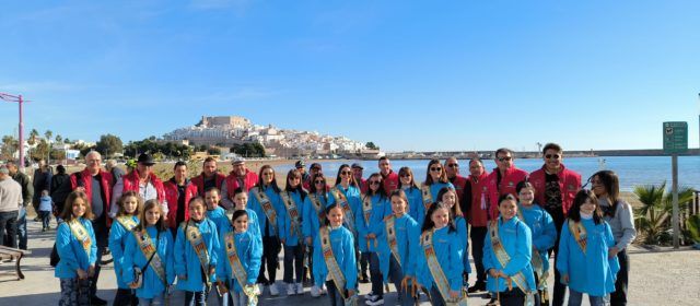 Peñíscola inicia la programación de San Antonio Abad con la tradicional bajada del tronco 