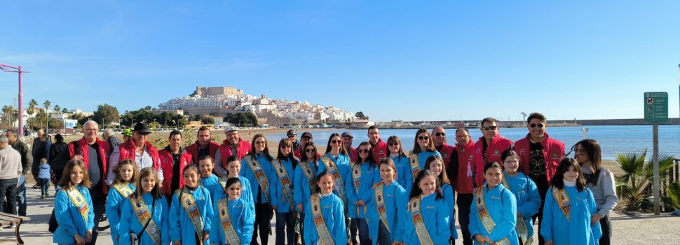 Peñíscola inicia la programación de San Antonio Abad con la tradicional bajada del tronco 