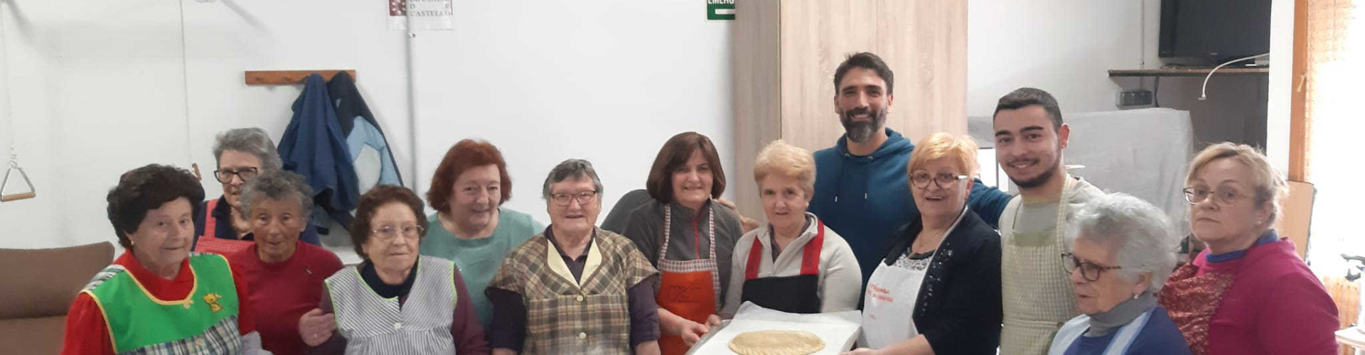La Pobla de Benifassà fa 640 pastissets per a la festa de Sant Antoni 2023