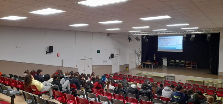 Comencen els tallers de prevenció del consum de cànnabis als instituts de Vinaròs