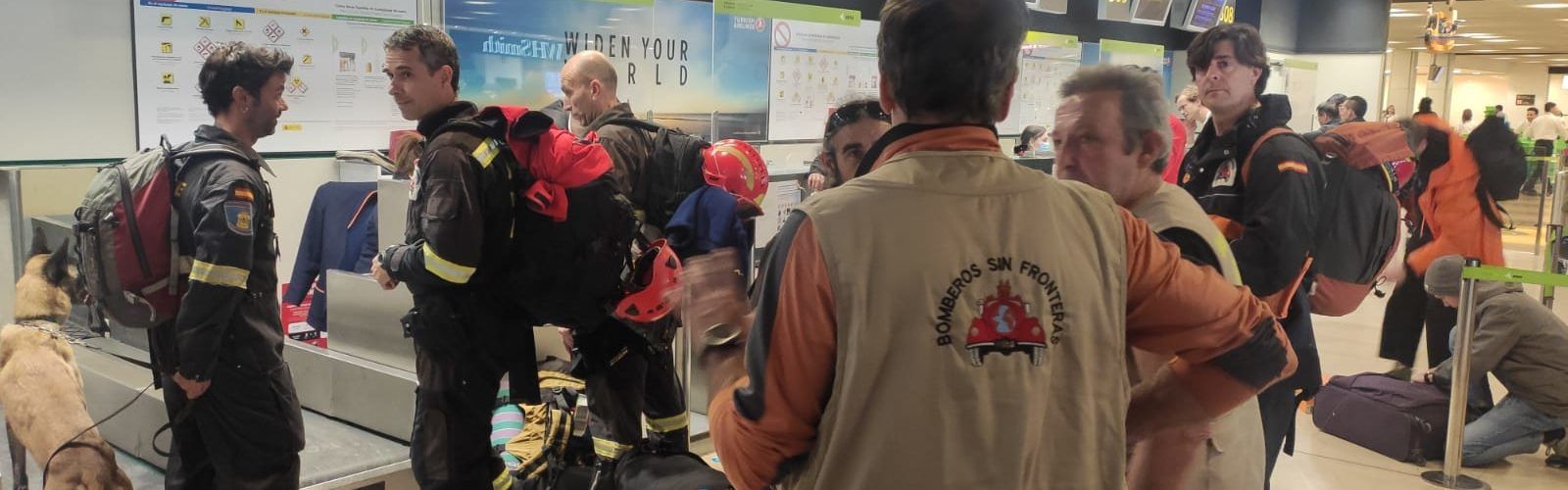 Bomberos Sin Fronteras desplaza efectivos a la zona del terremoto