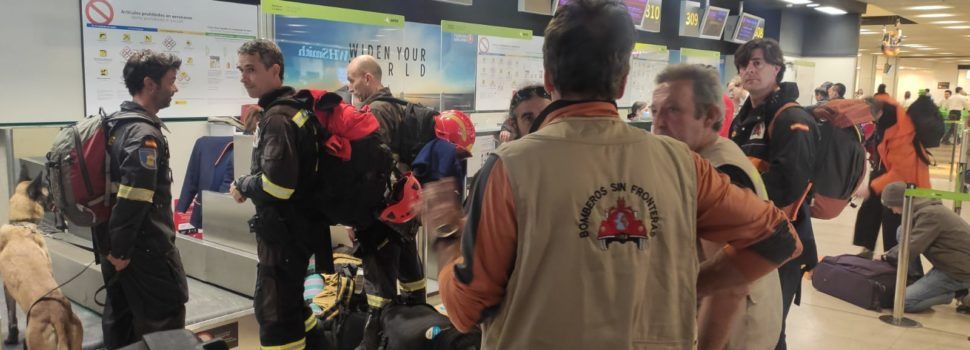 Bomberos Sin Fronteras desplaza efectivos a la zona del terremoto