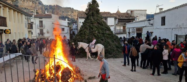 Sant Antoni a Vallibona, en 27 fotos