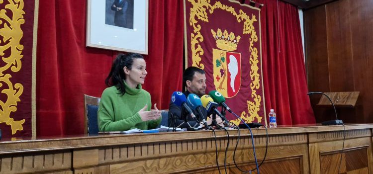 Vídeo: roda de premsa de l’alcalde de Vinaròs i la regidora d’Ocupació