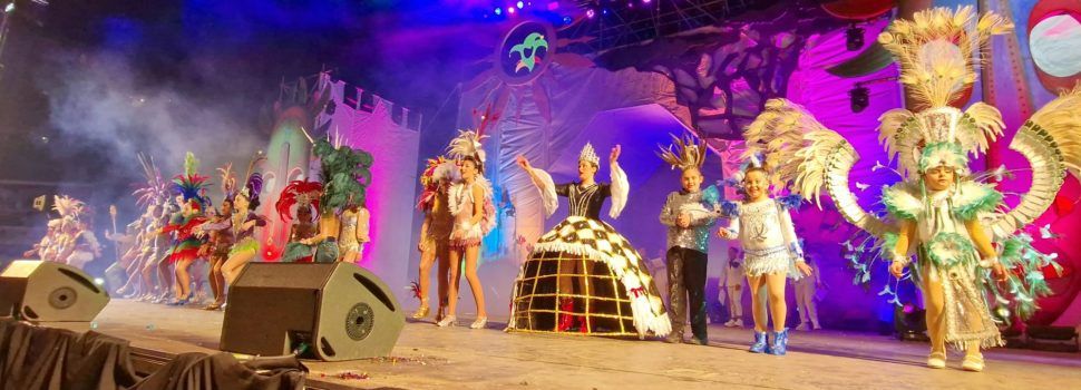 52 fotos de la gala de reines i reis infantils del Carnaval 2023