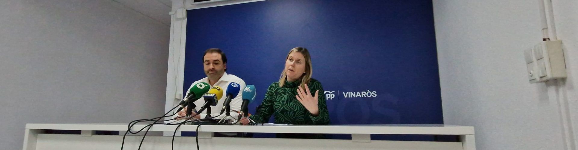 Vídeo: roda de premsa dels edils del PP Mercedes García i Juan Amat