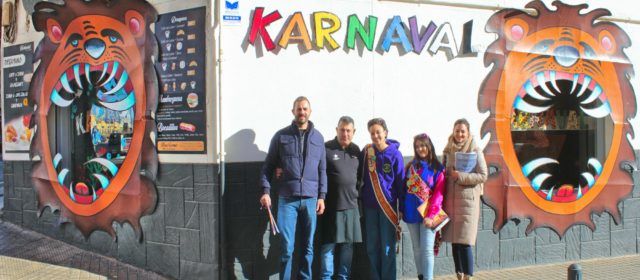La cafetería Kontinental guanya el concurs d´aparadors de Carnaval i premis també per a PatchLupe i Viajes Maestrazgo