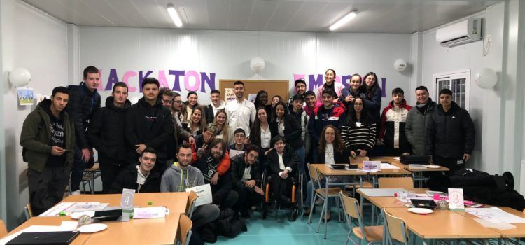 L’alumnat de 2n curs d’Assistència a la Direcció ha organitzat la I Hackató Emprén a l’IES Joan Coromines