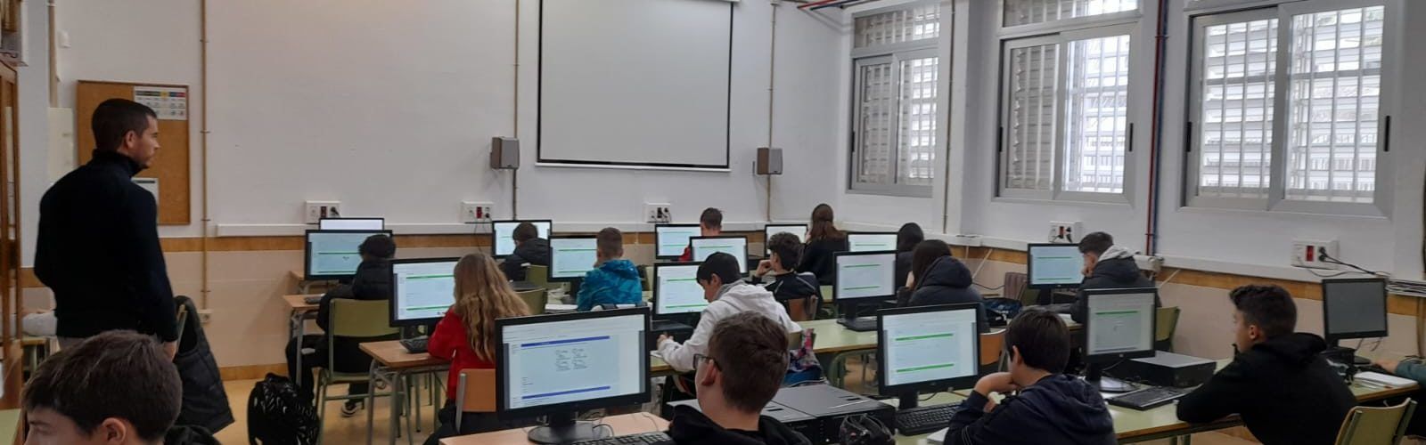 Els alumnes de 1r i 2n d’ESO de l’IES Leopoldo Querol participen a la XI Prova Canguret
