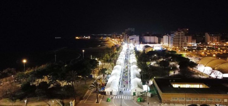 Vídeo i fotos aèries de la primera nit a les casetes de Carnaval