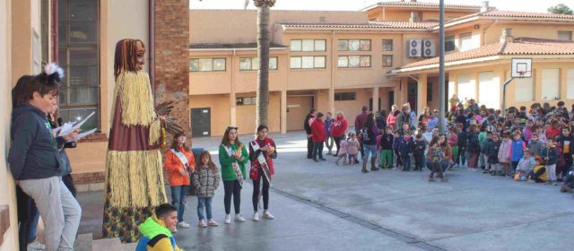Les visites de S.M. Carnestoltes a les escoles i centres socials