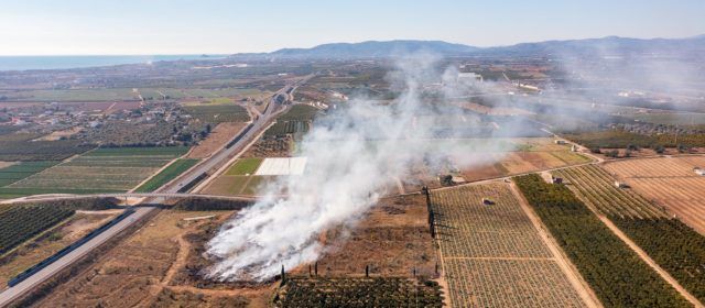 El incendio de poda vegetal, un día después, a vista de dron